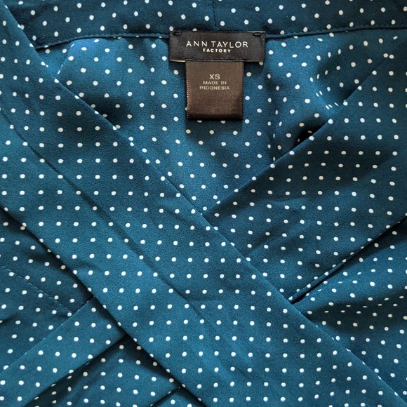 Ann Taylor deep green and dotted blouse - Picture 2 of 4
